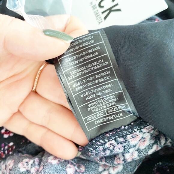 Jack by BB Dakota wrap floral jumpsuit open back 2 - Picture 8 of 8